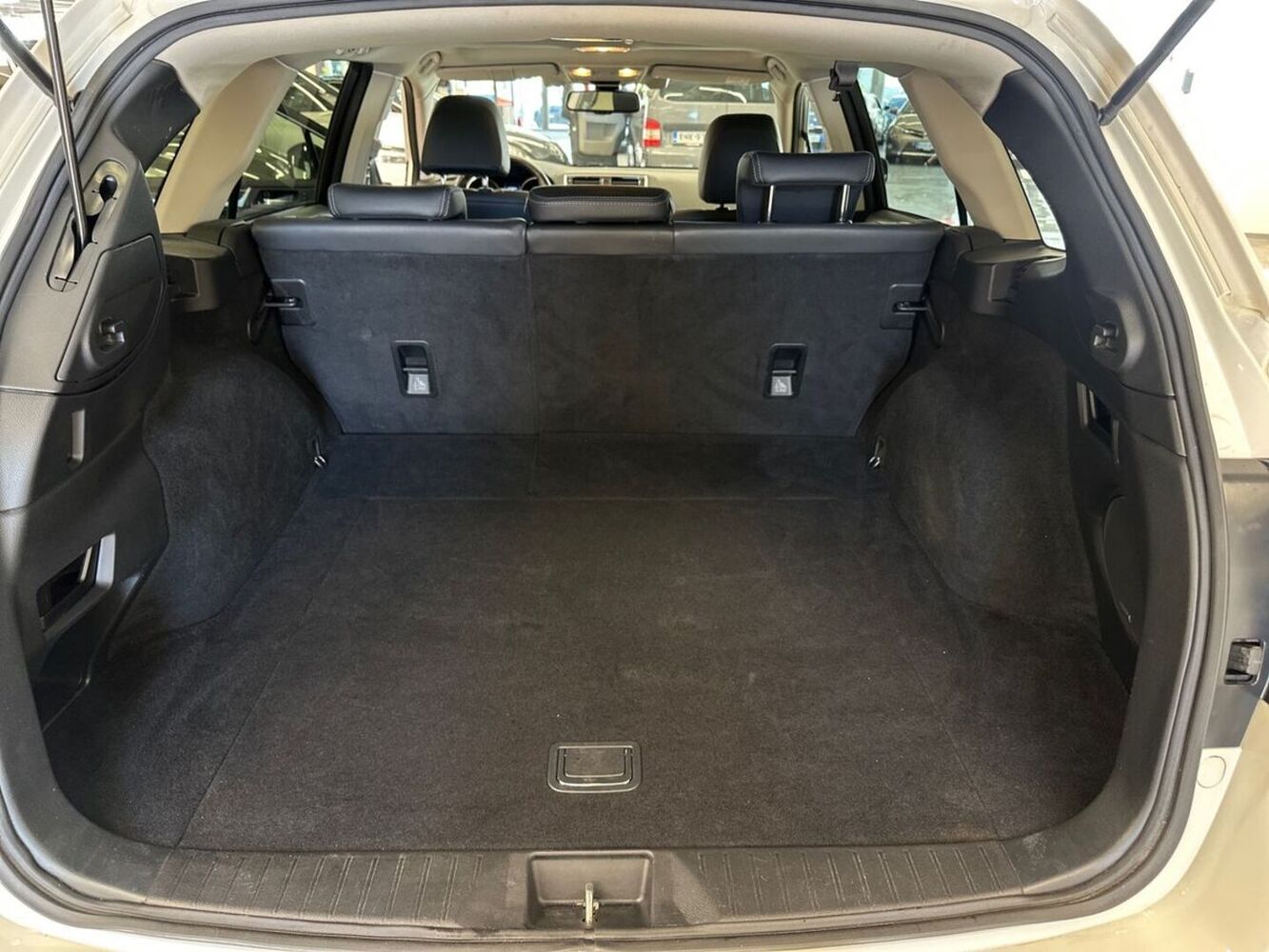 Subaru Outback vaihtoauto