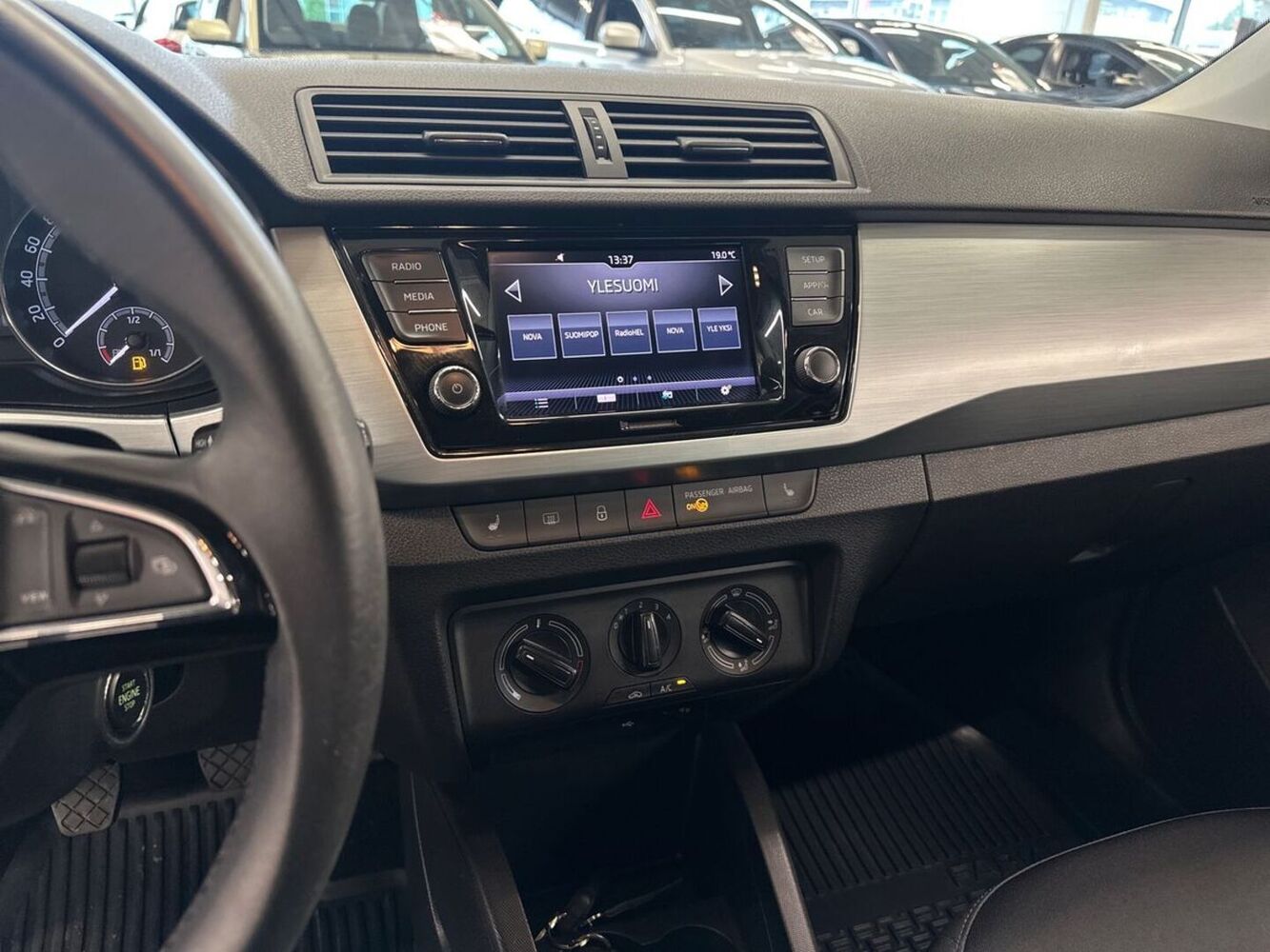 Skoda Fabia vaihtoauto