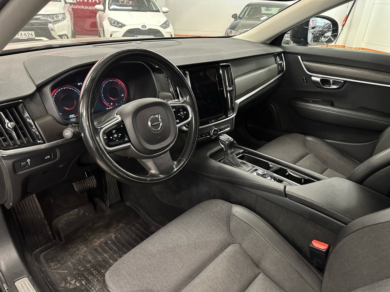 Volvo V90 Cross Country vaihtoauto