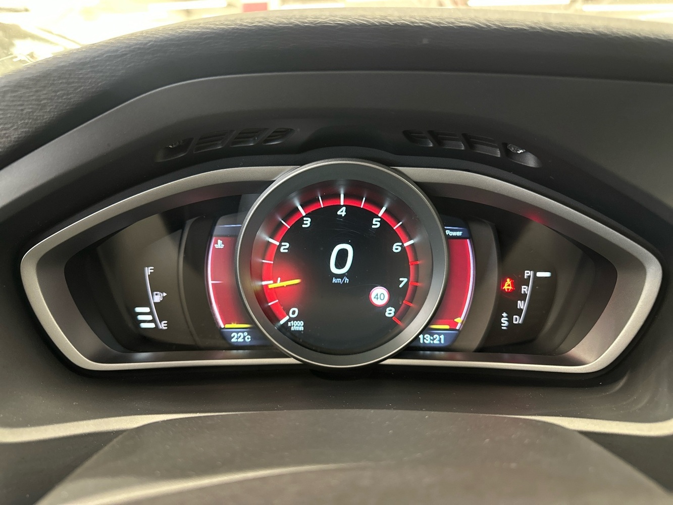 Volvo V40 Cross Country vaihtoauto