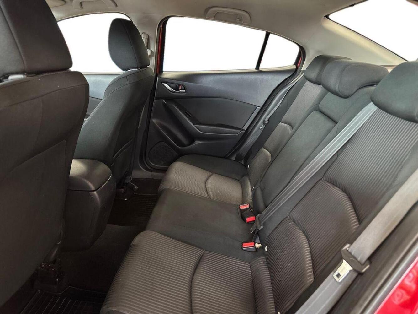 Mazda 3 vaihtoauto