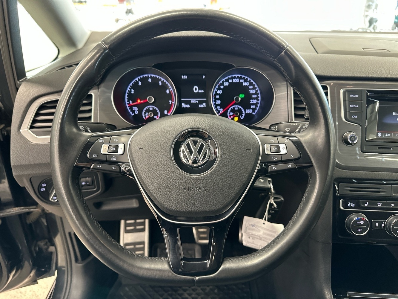 Volkswagen Golf Sportsvan vaihtoauto