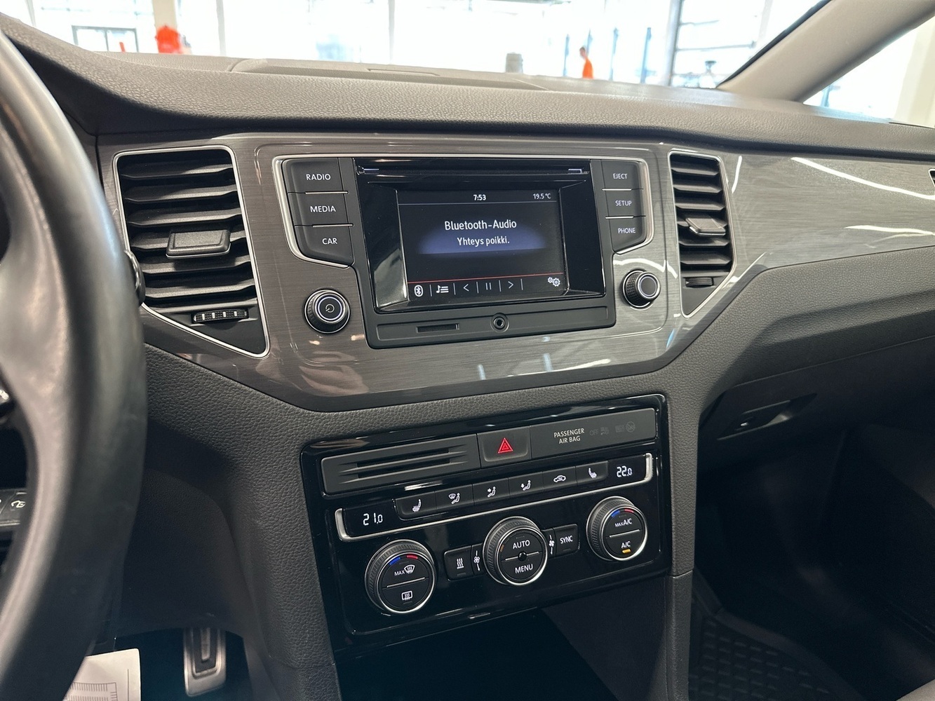 Volkswagen Golf Sportsvan vaihtoauto