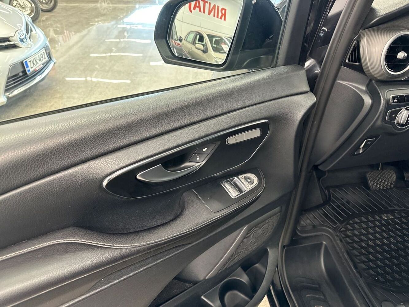 Mercedes-Benz V vaihtoauto