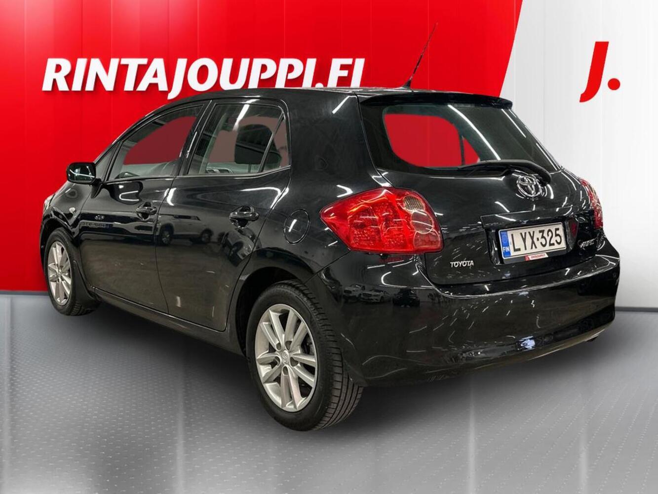 Toyota Auris vaihtoauto