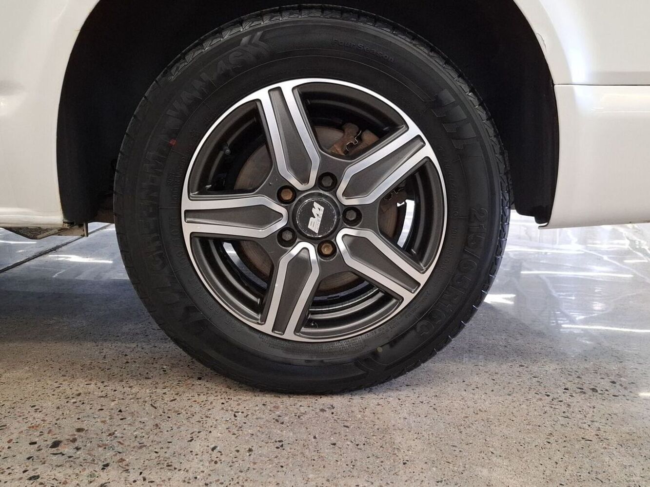 Volkswagen Caravelle vaihtoauto