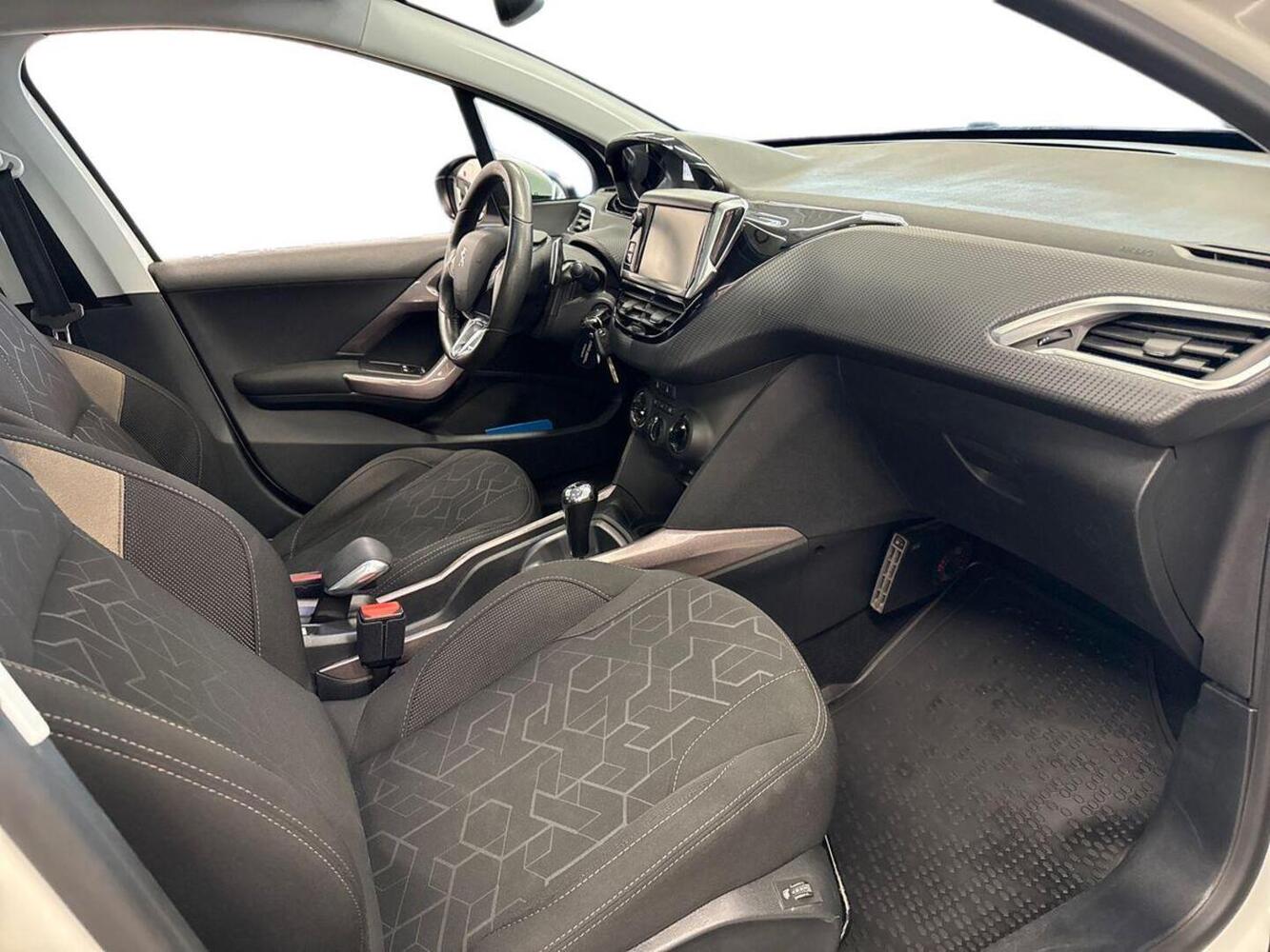 Peugeot 2008 vaihtoauto