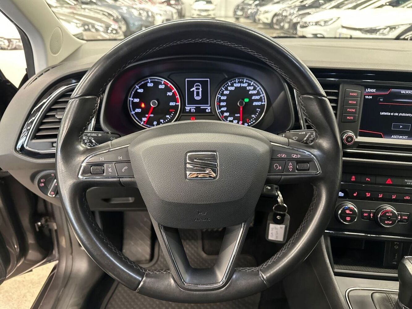 SEAT Leon ST vaihtoauto