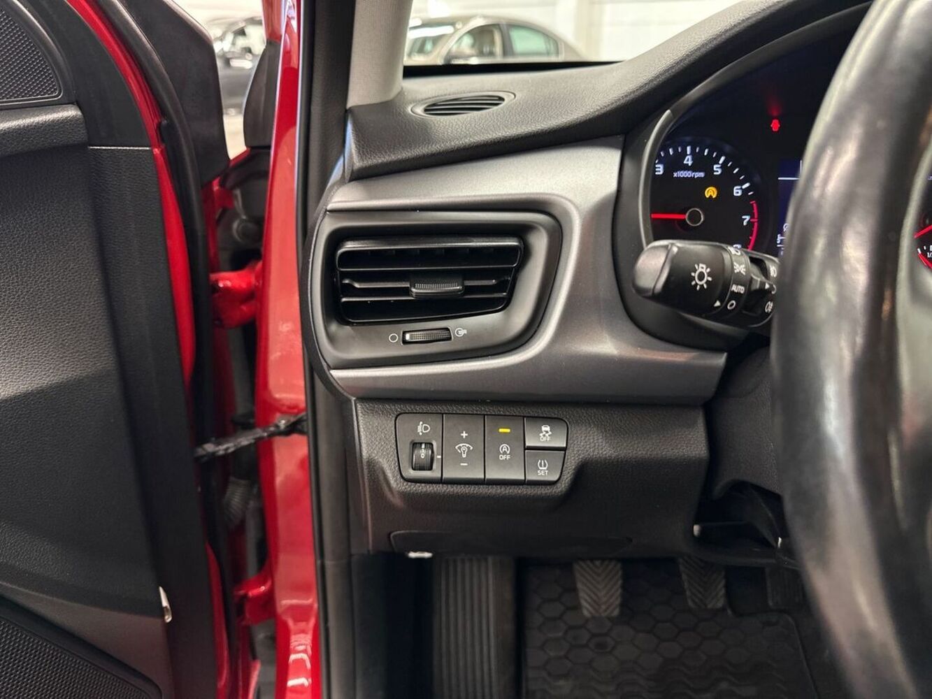 Kia Rio vaihtoauto