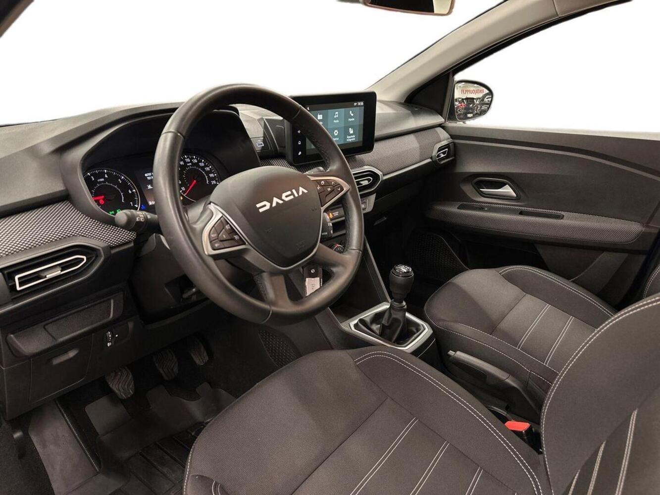 Dacia Sandero vaihtoauto