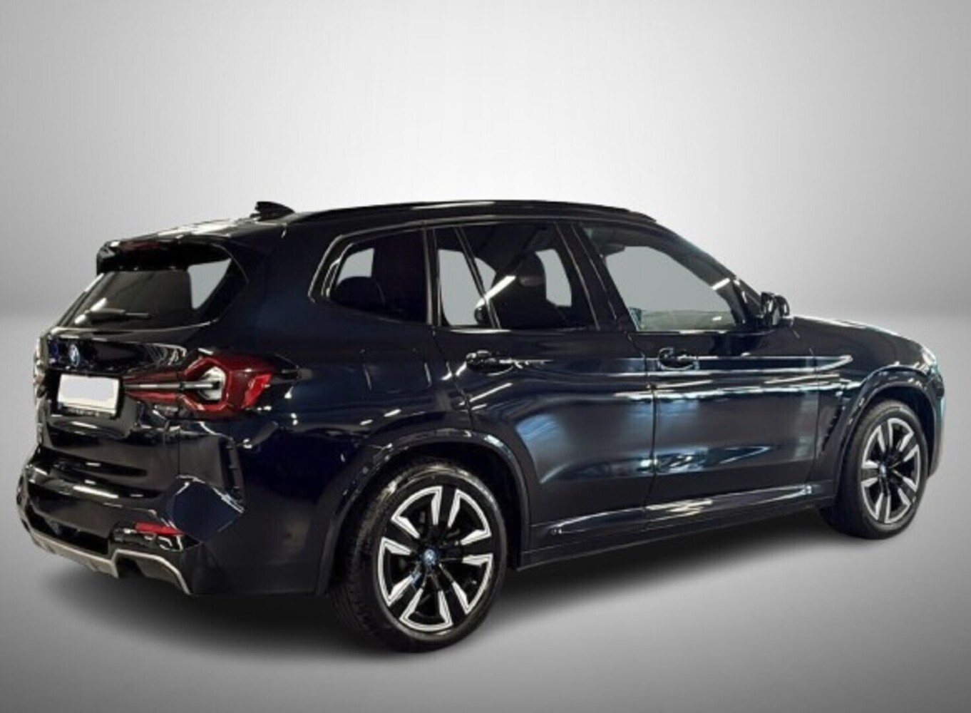 BMW iX3 vaihtoauto