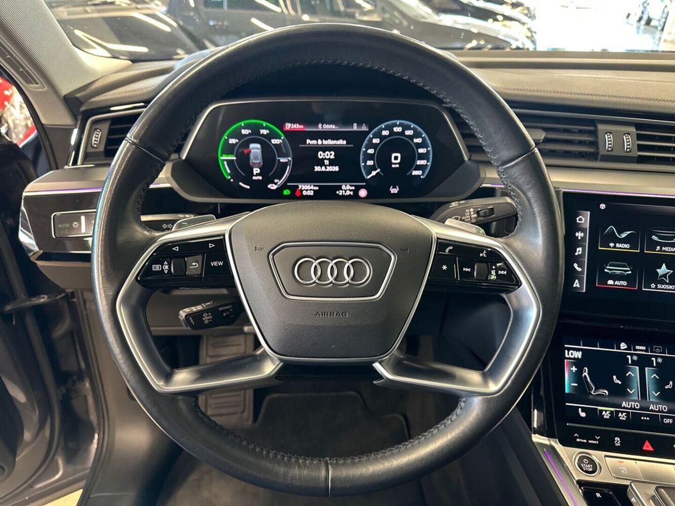 Audi e-tron vaihtoauto