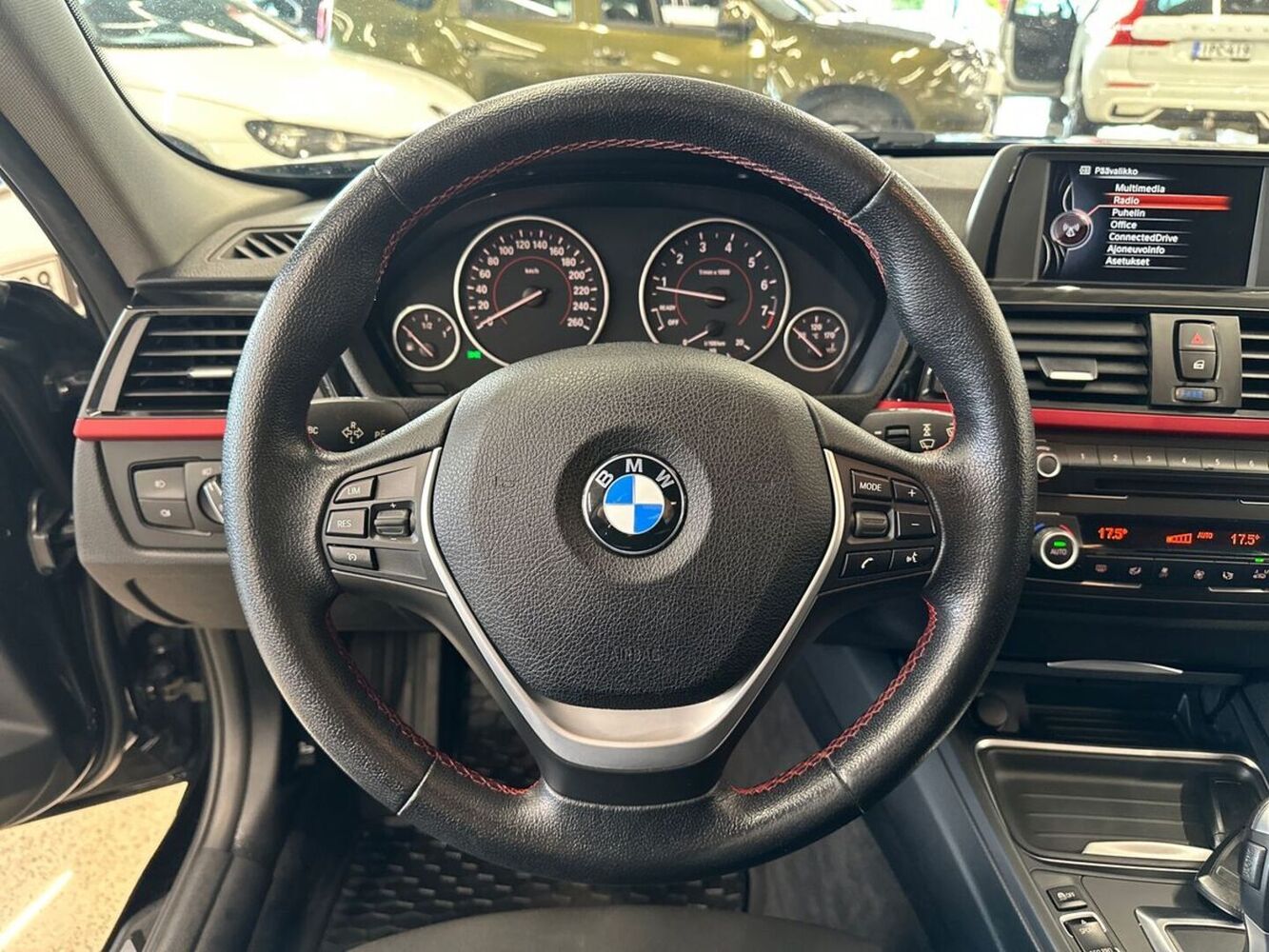 BMW 320 vaihtoauto