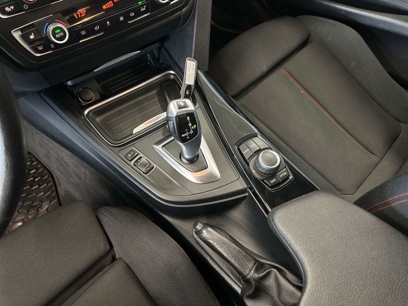 BMW 320 vaihtoauto