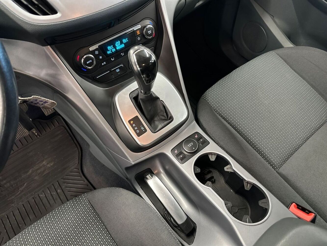 Ford Grand C-MAX vaihtoauto