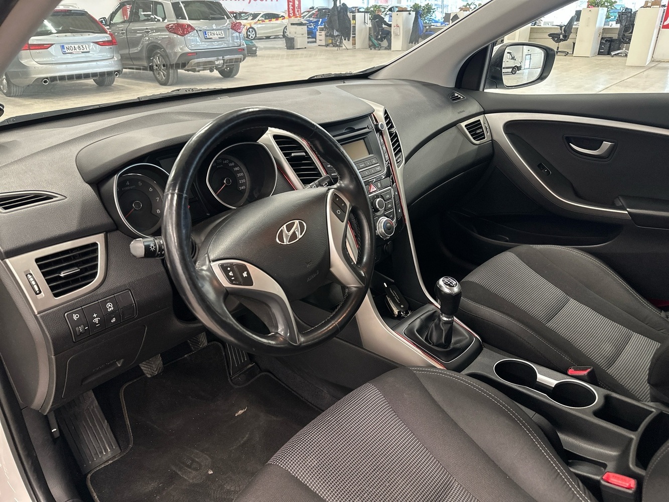 Hyundai i30 5d vaihtoauto