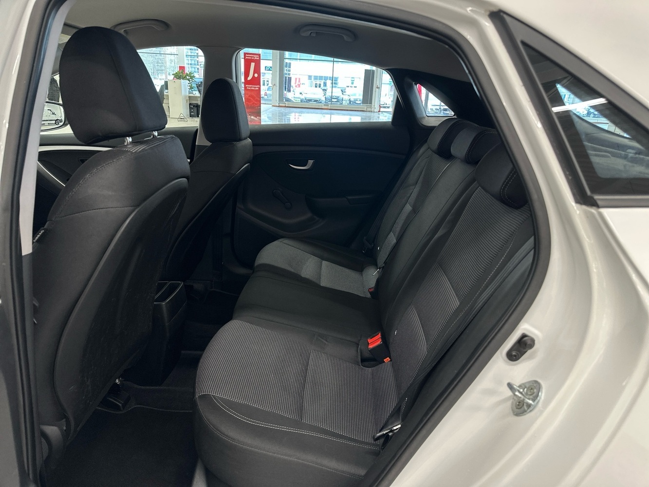 Hyundai i30 5d vaihtoauto