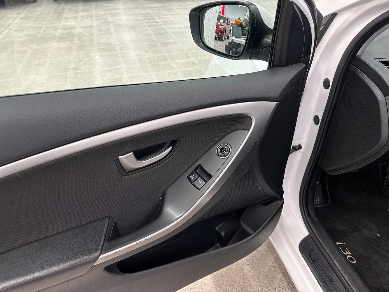 Hyundai i30 5d vaihtoauto