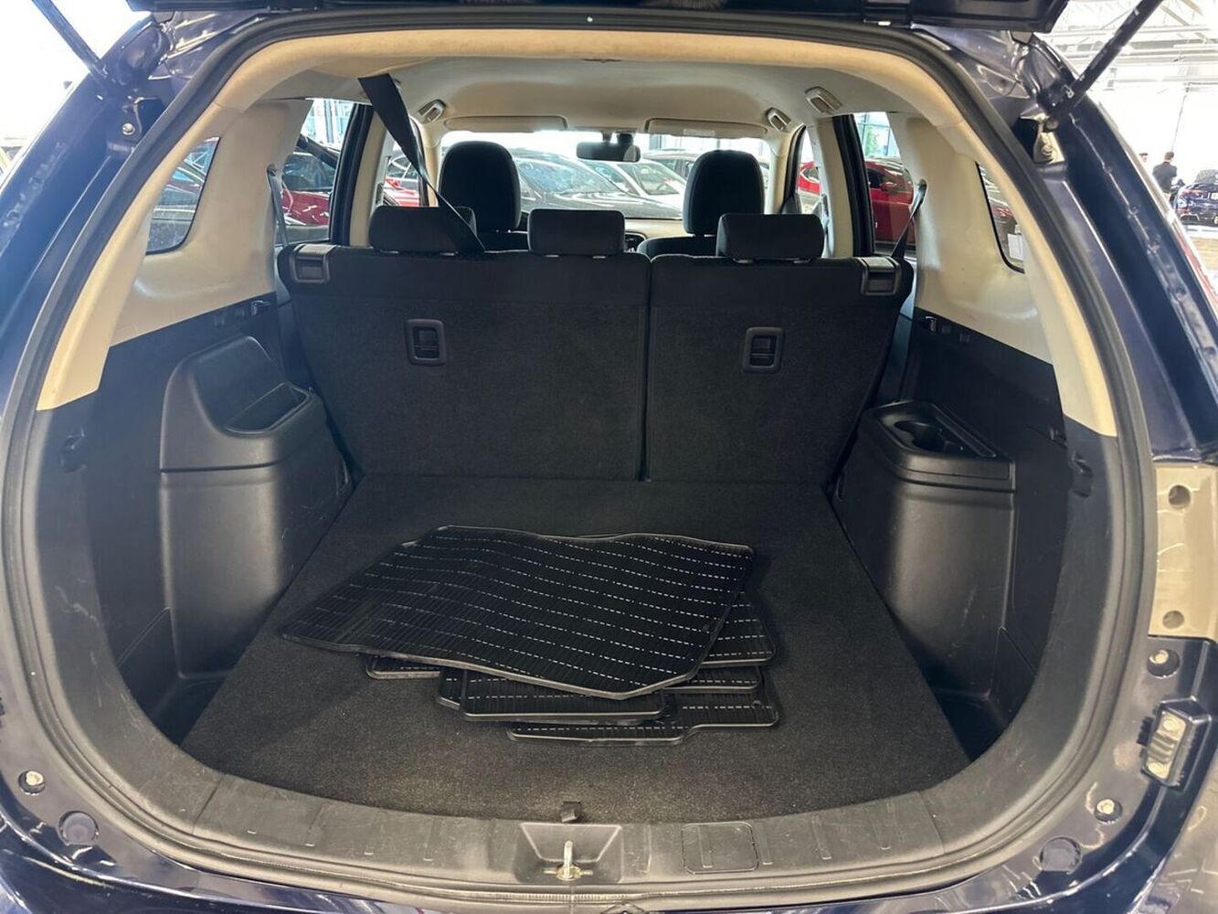 Mitsubishi Outlander vaihtoauto