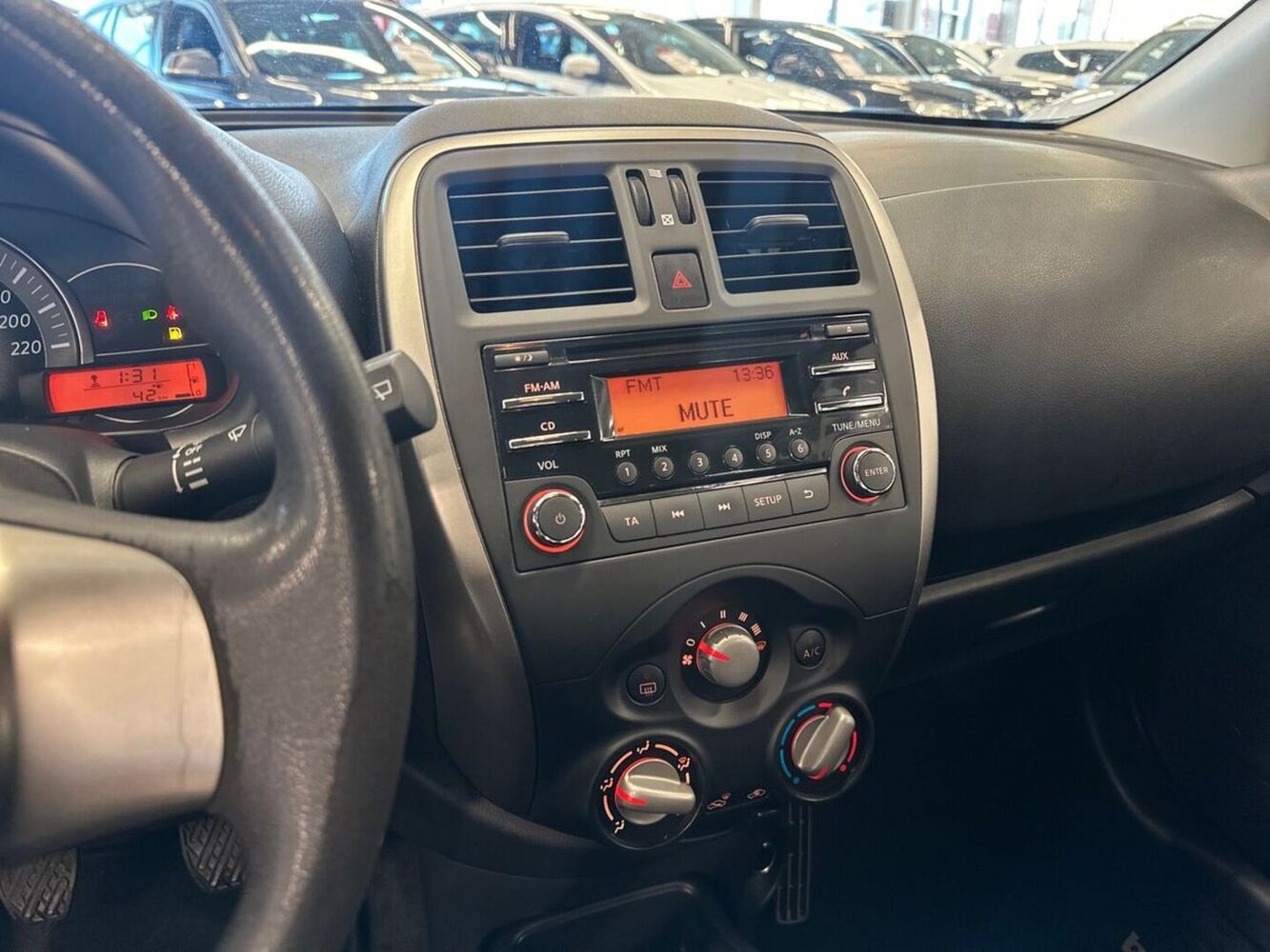 Nissan Micra vaihtoauto