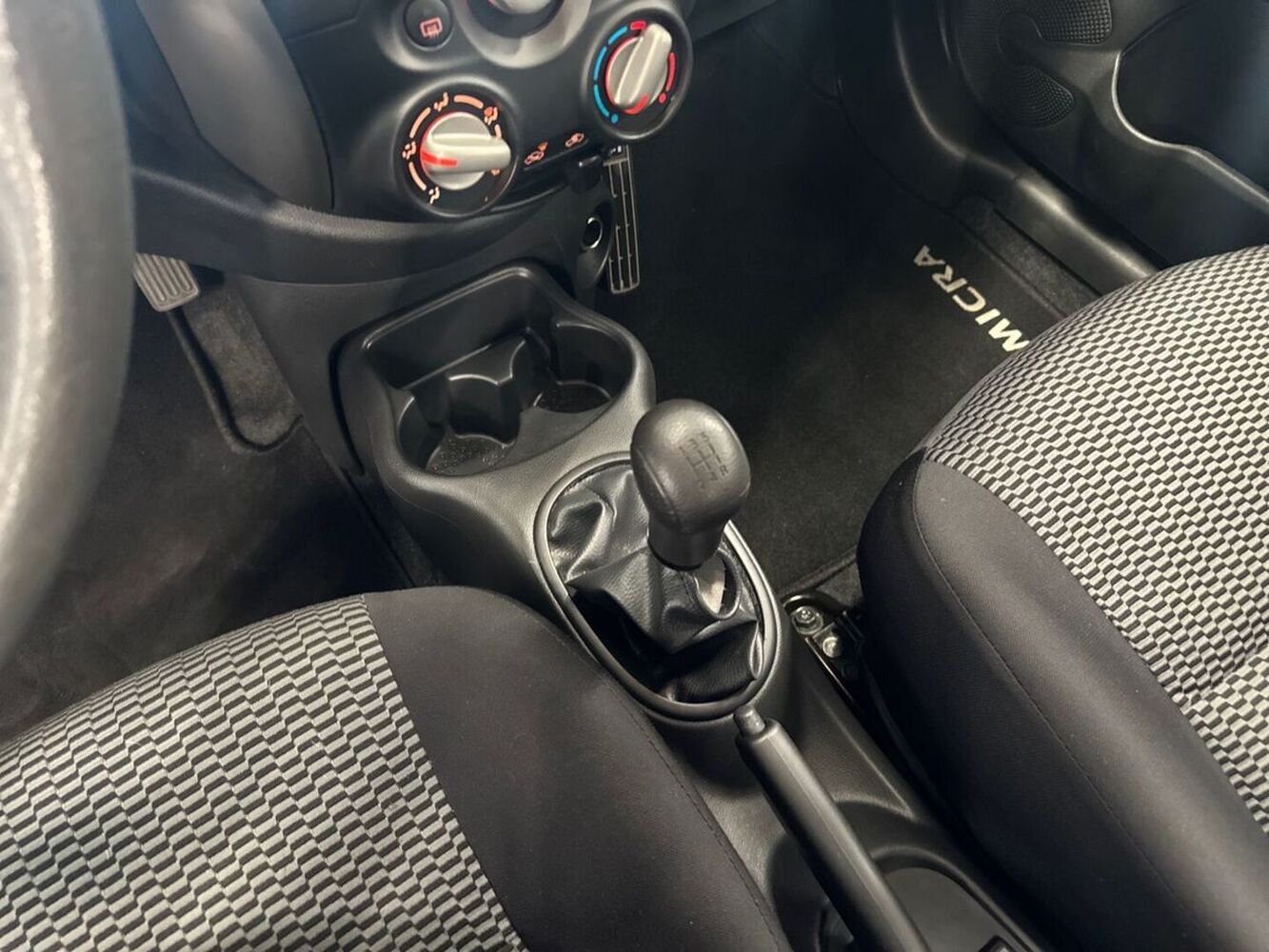 Nissan Micra vaihtoauto