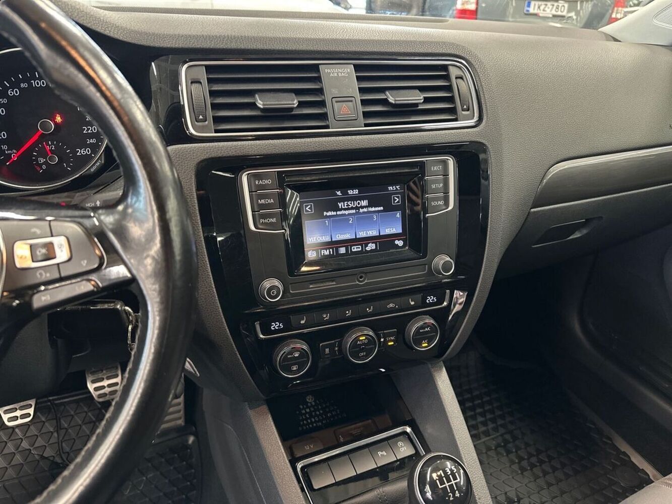 Volkswagen Jetta vaihtoauto
