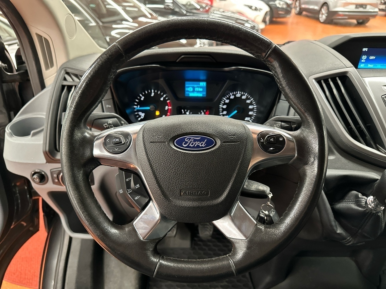 Ford Transit vaihtoauto