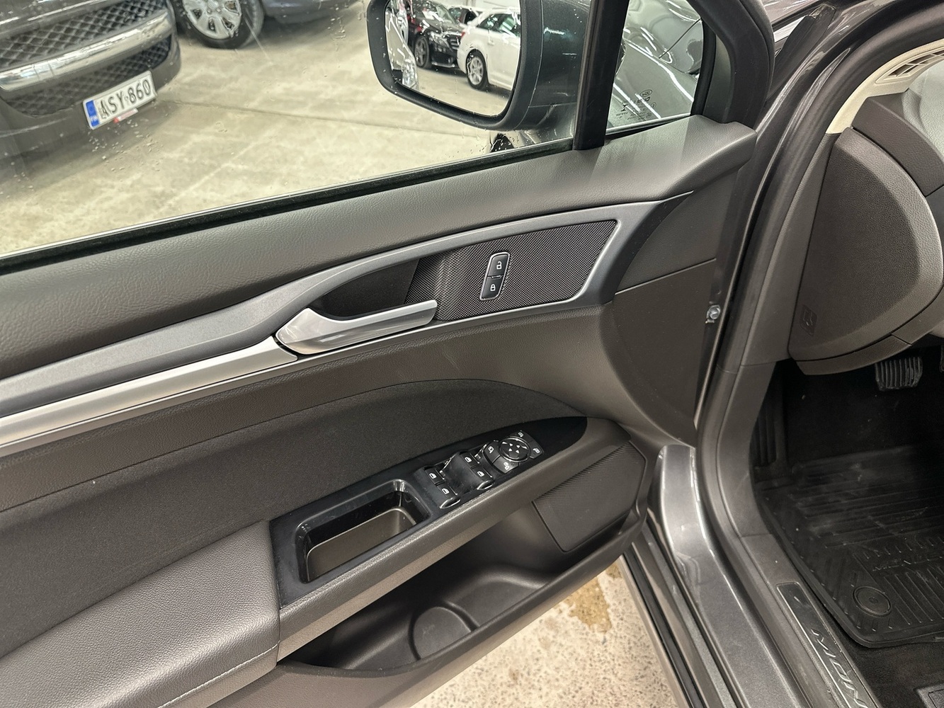 Ford Mondeo vaihtoauto