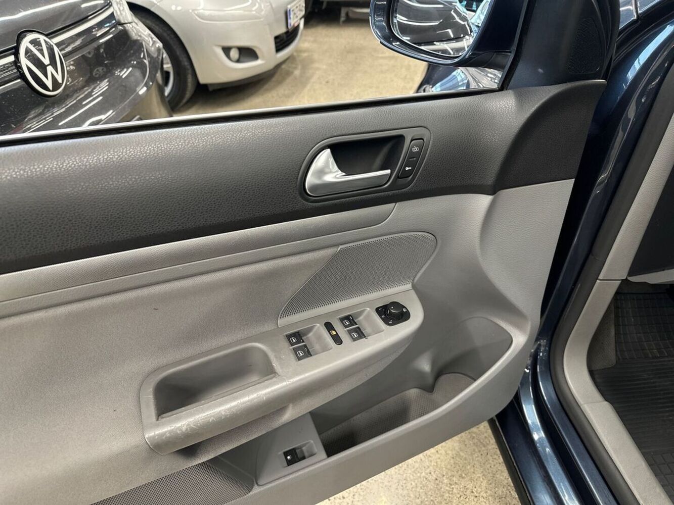 Volkswagen Jetta vaihtoauto