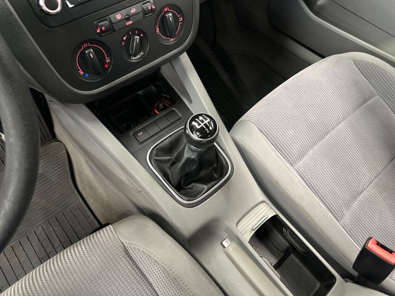 Volkswagen Jetta vaihtoauto