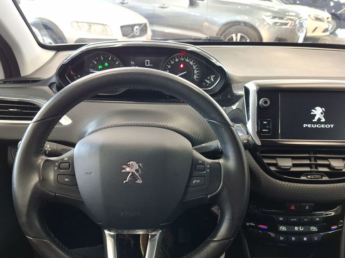 Peugeot 208 vaihtoauto