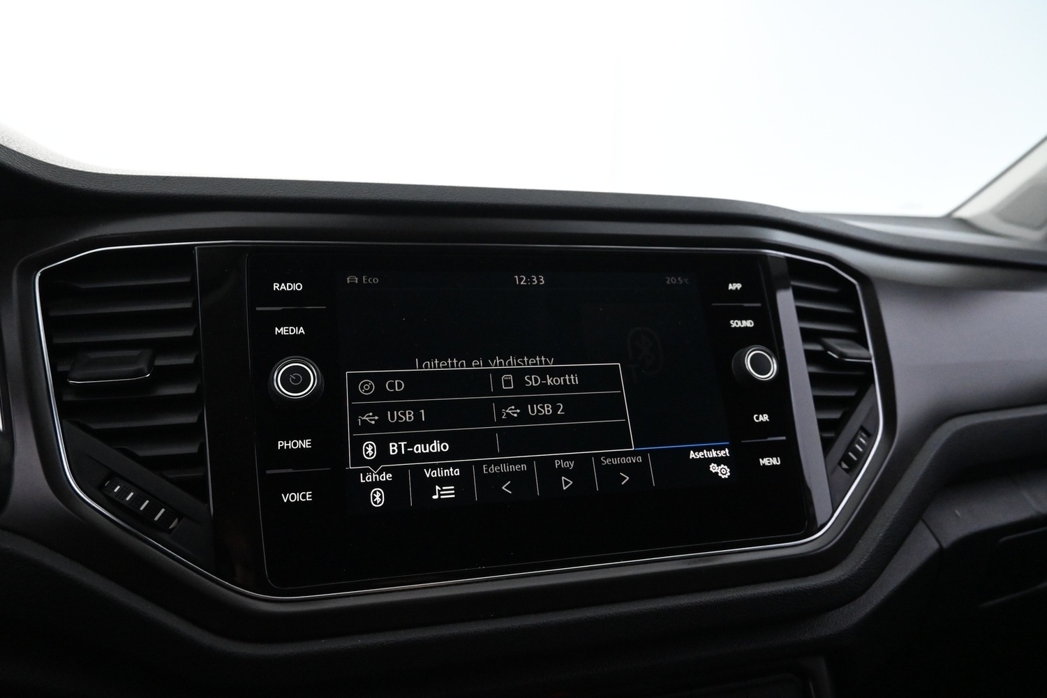 Volkswagen T-Roc vaihtoauto