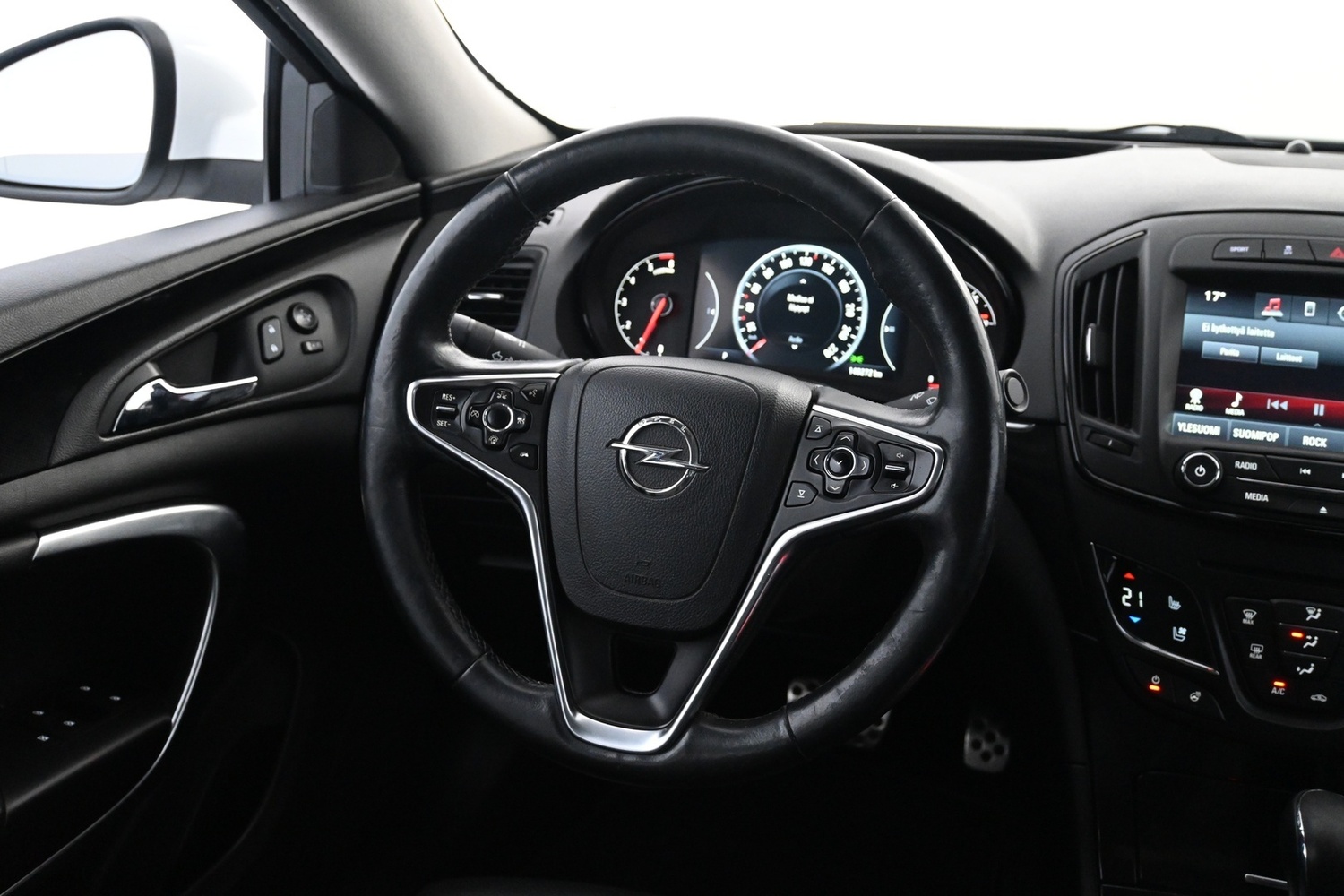 Opel Insignia vaihtoauto