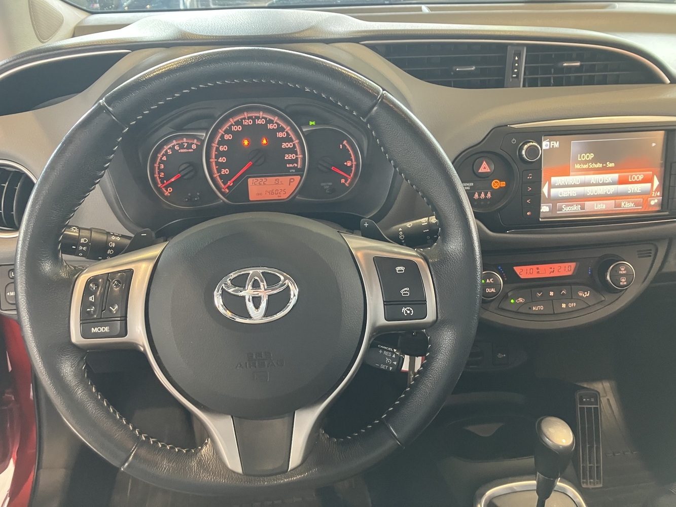Toyota Yaris vaihtoauto