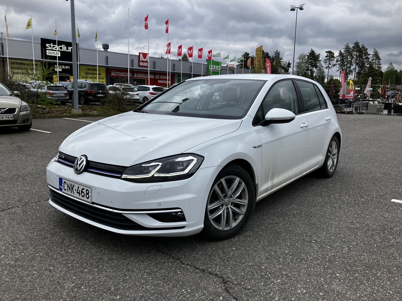 Volkswagen Golf vaihtoauto