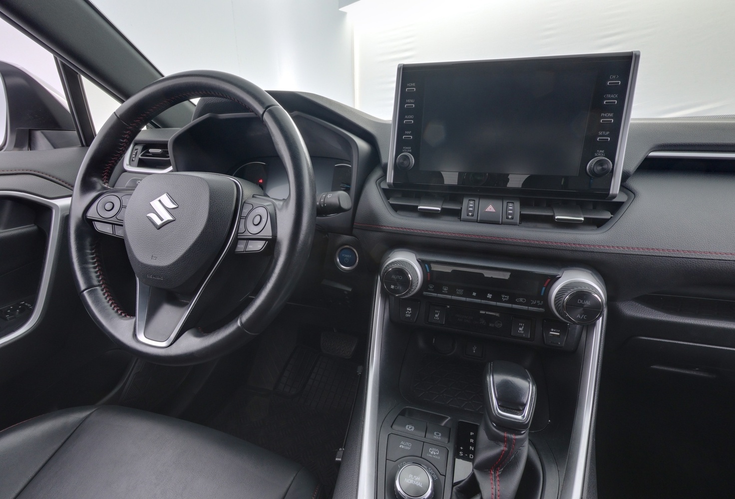 Suzuki Across vaihtoauto