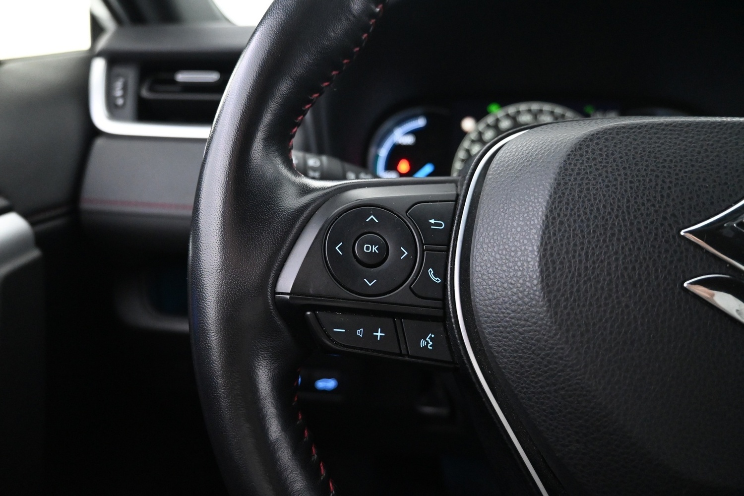 Suzuki Across vaihtoauto