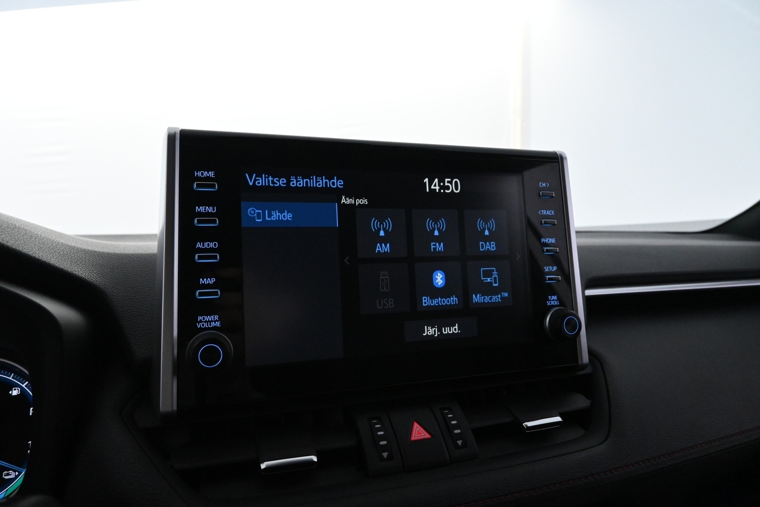 Suzuki Across vaihtoauto