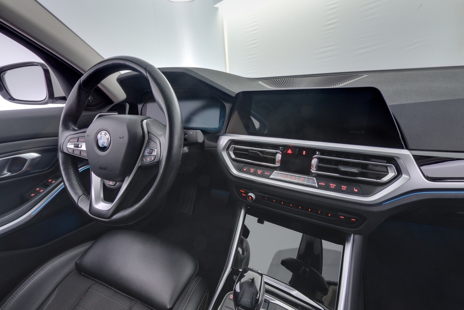 BMW 330 vaihtoauto