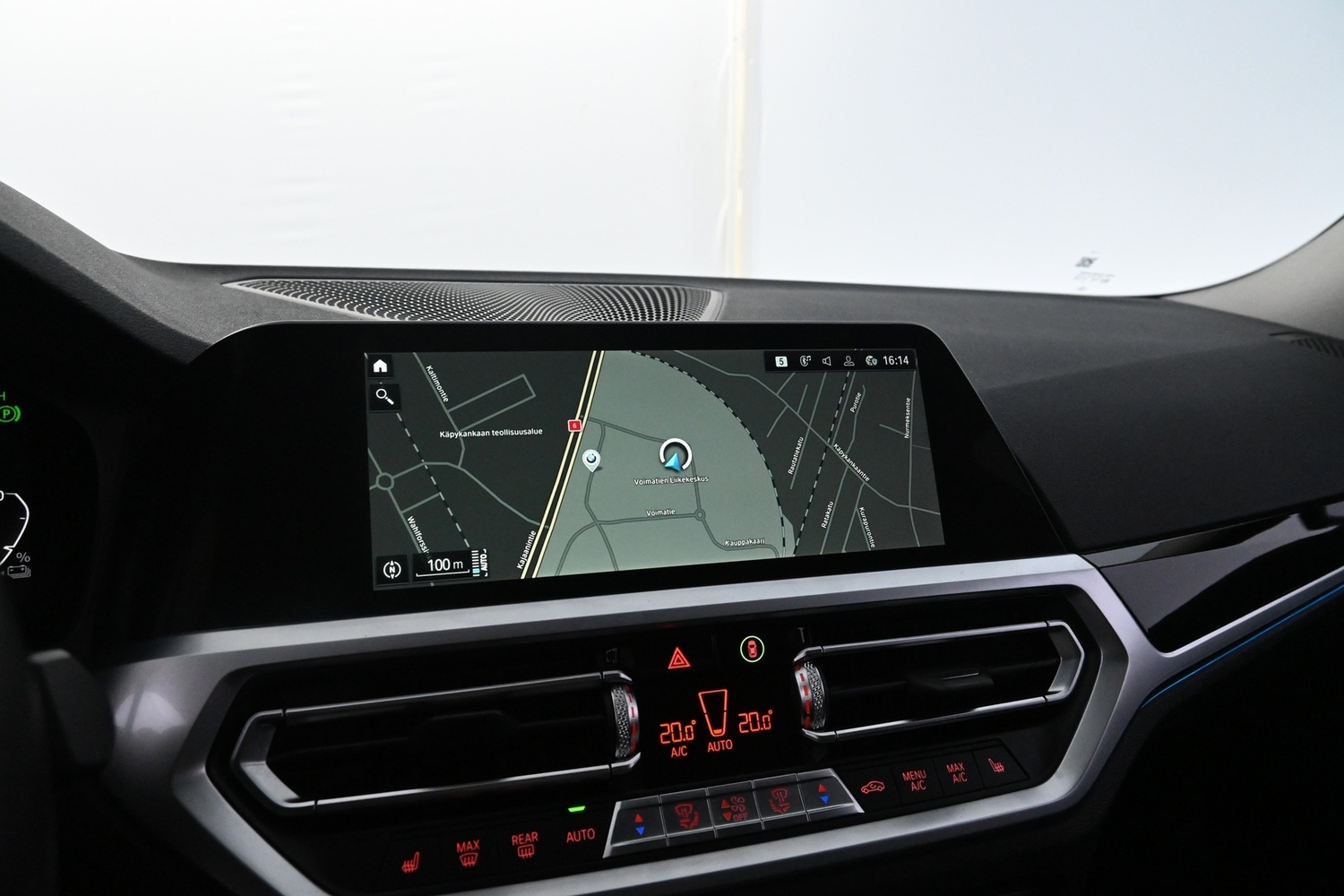 BMW 330 vaihtoauto