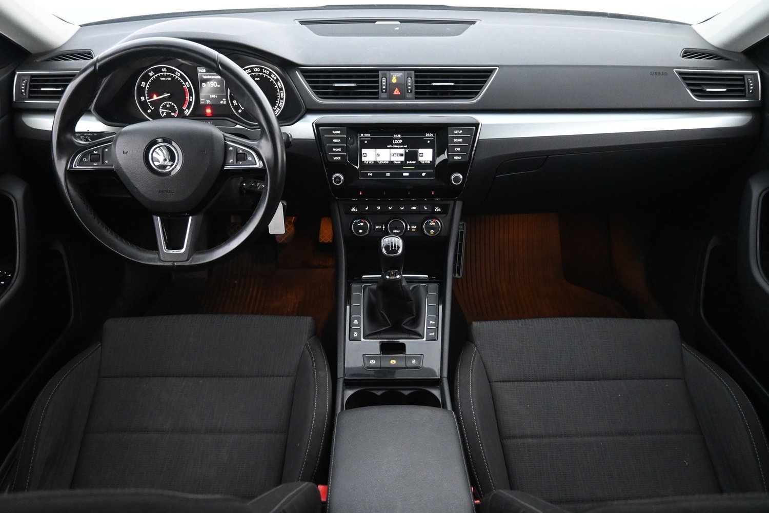 Skoda Superb vaihtoauto