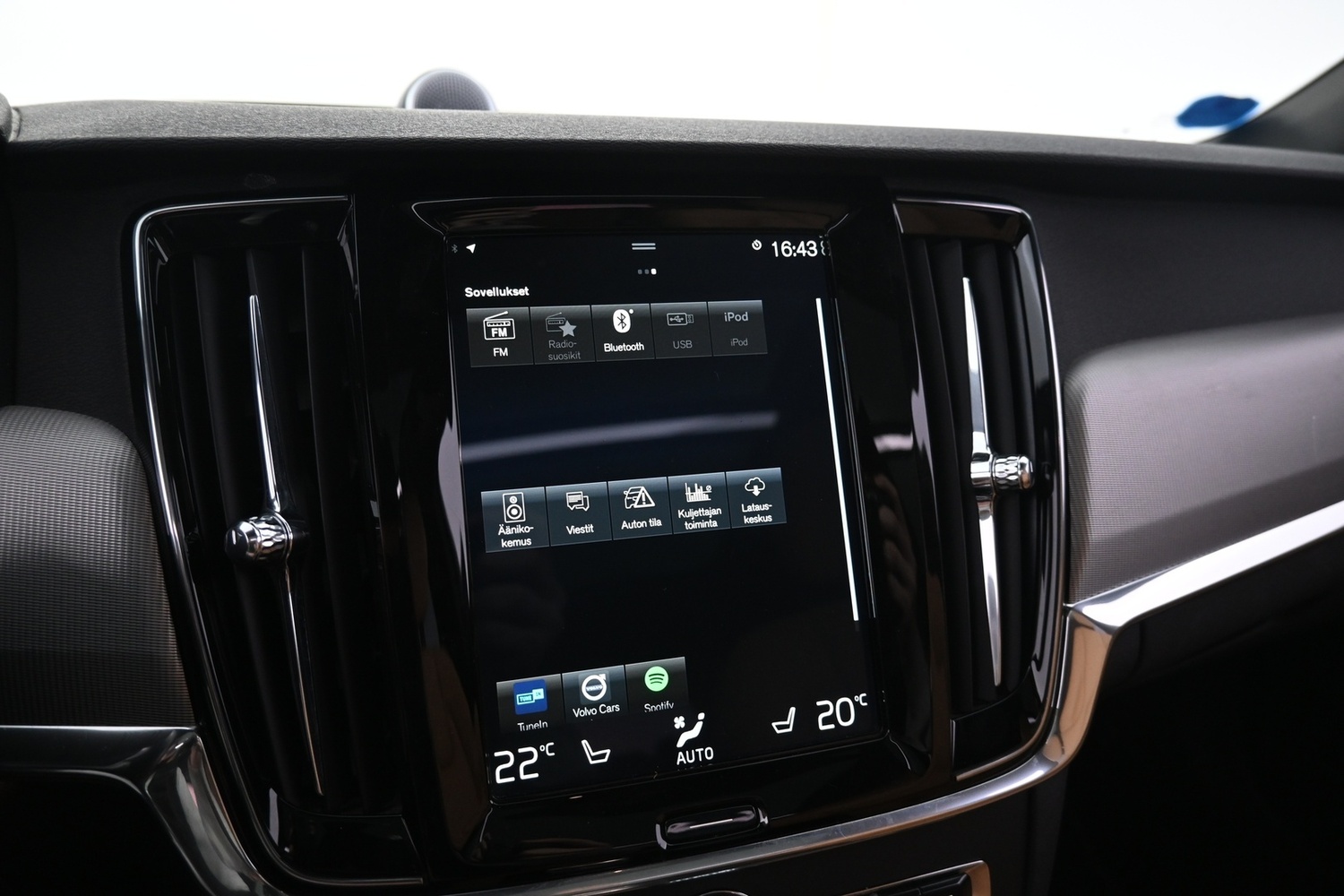 Volvo V90 vaihtoauto