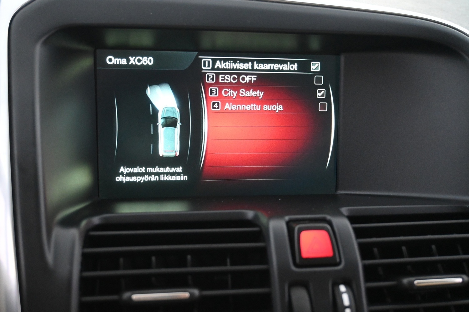Volvo XC60 vaihtoauto