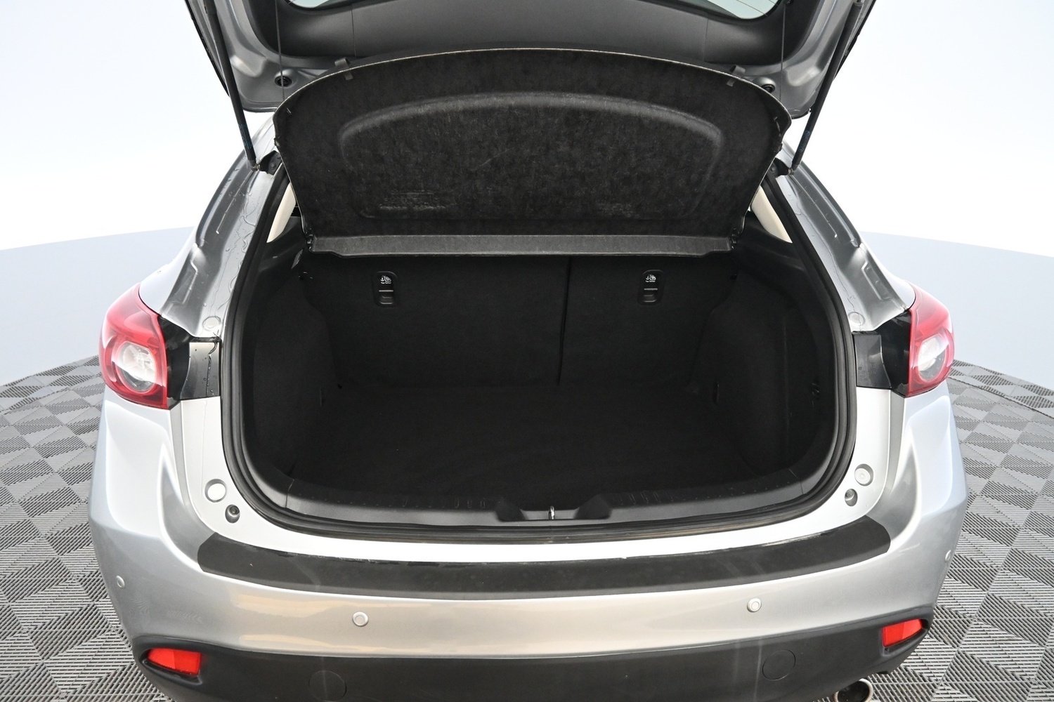 Mazda 3 vaihtoauto