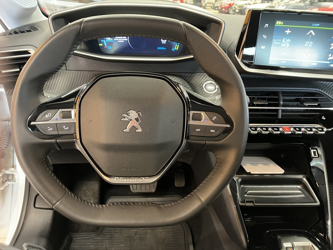 Peugeot e-208 vaihtoauto