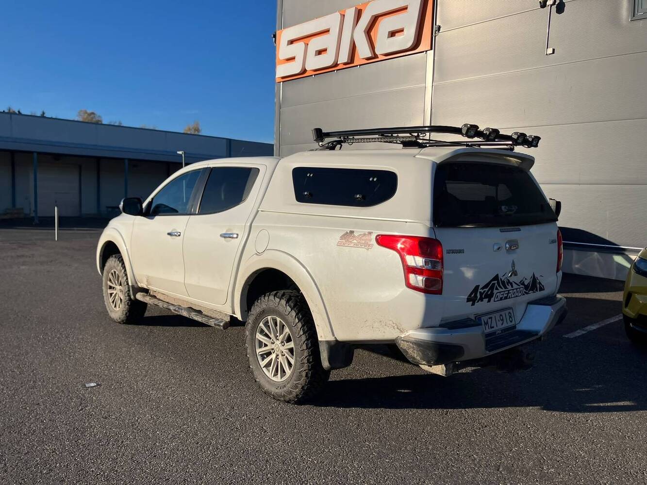 Mitsubishi L200 vaihtoauto