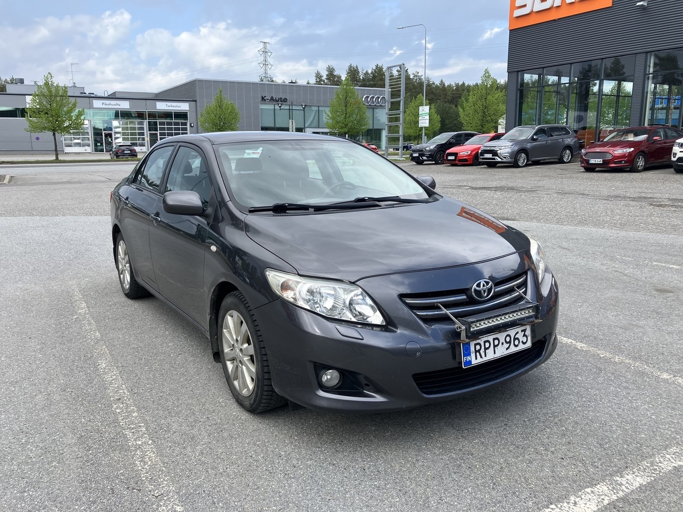 Toyota Corolla vaihtoauto