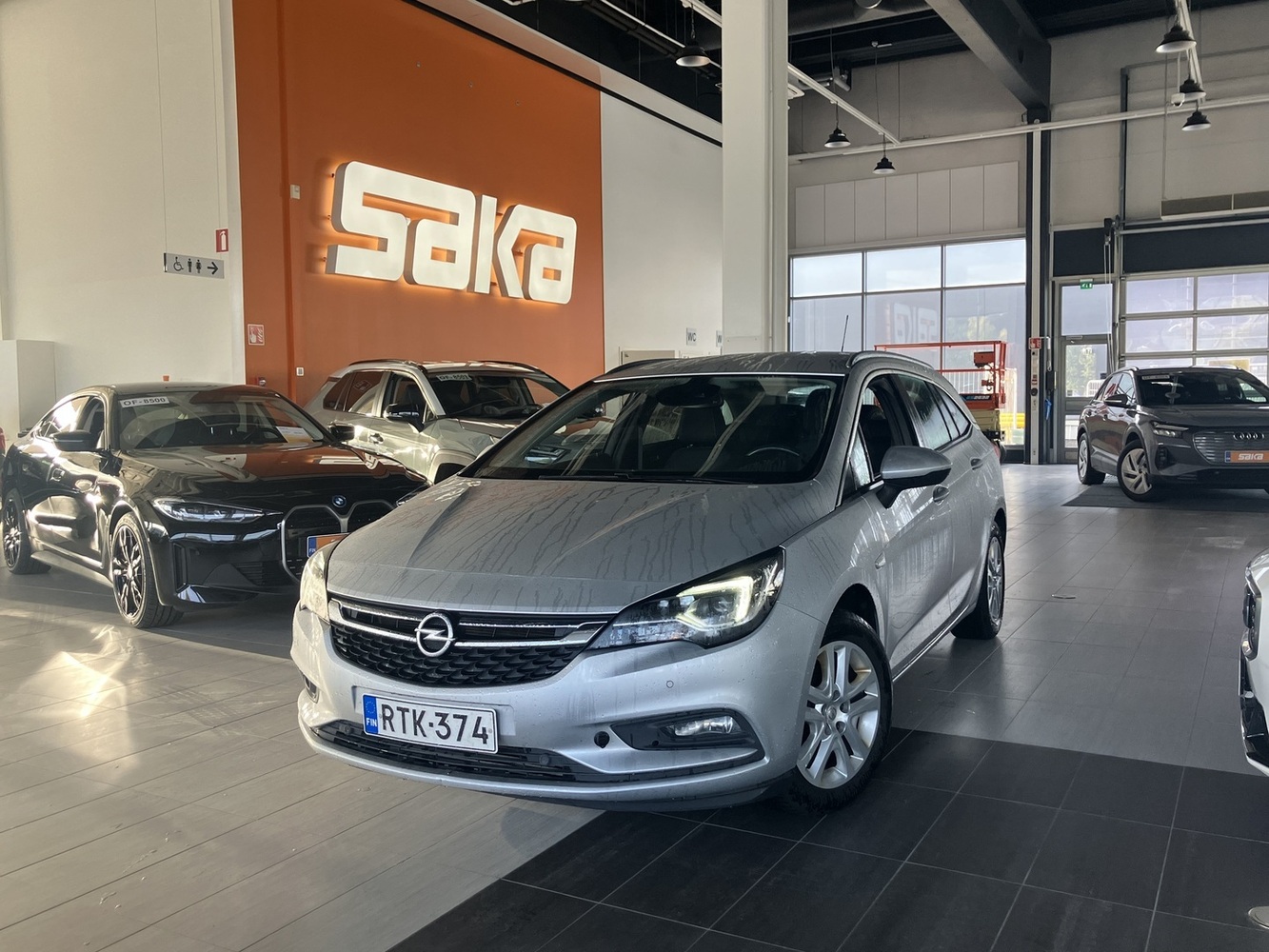 Opel Astra vaihtoauto