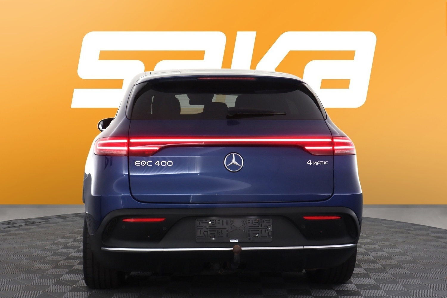 Mercedes-Benz EQC vaihtoauto