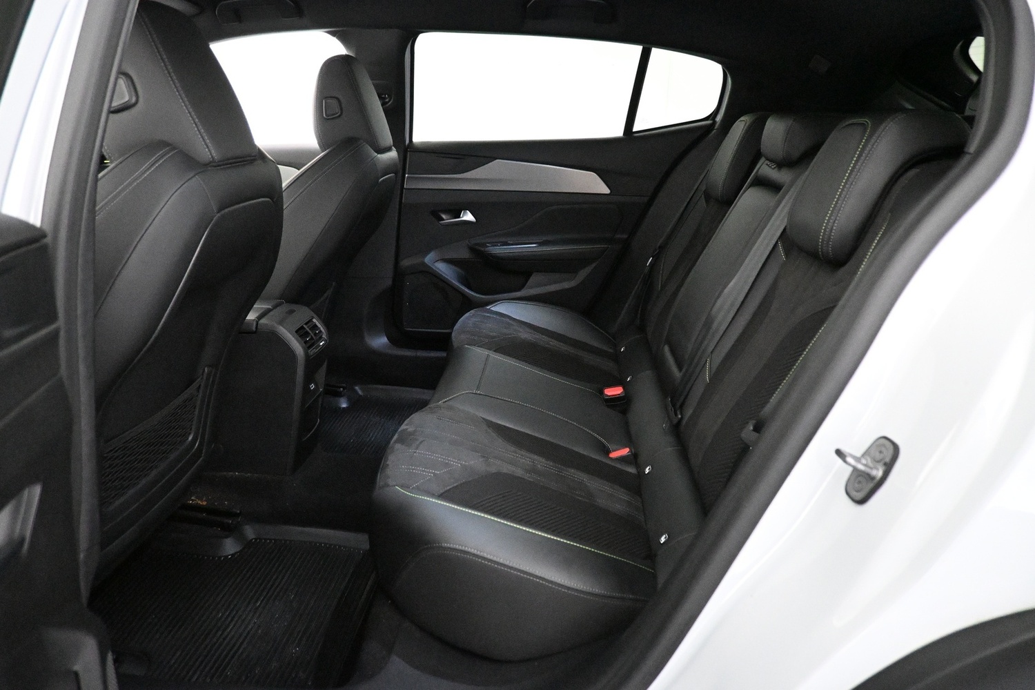 Peugeot 408 vaihtoauto